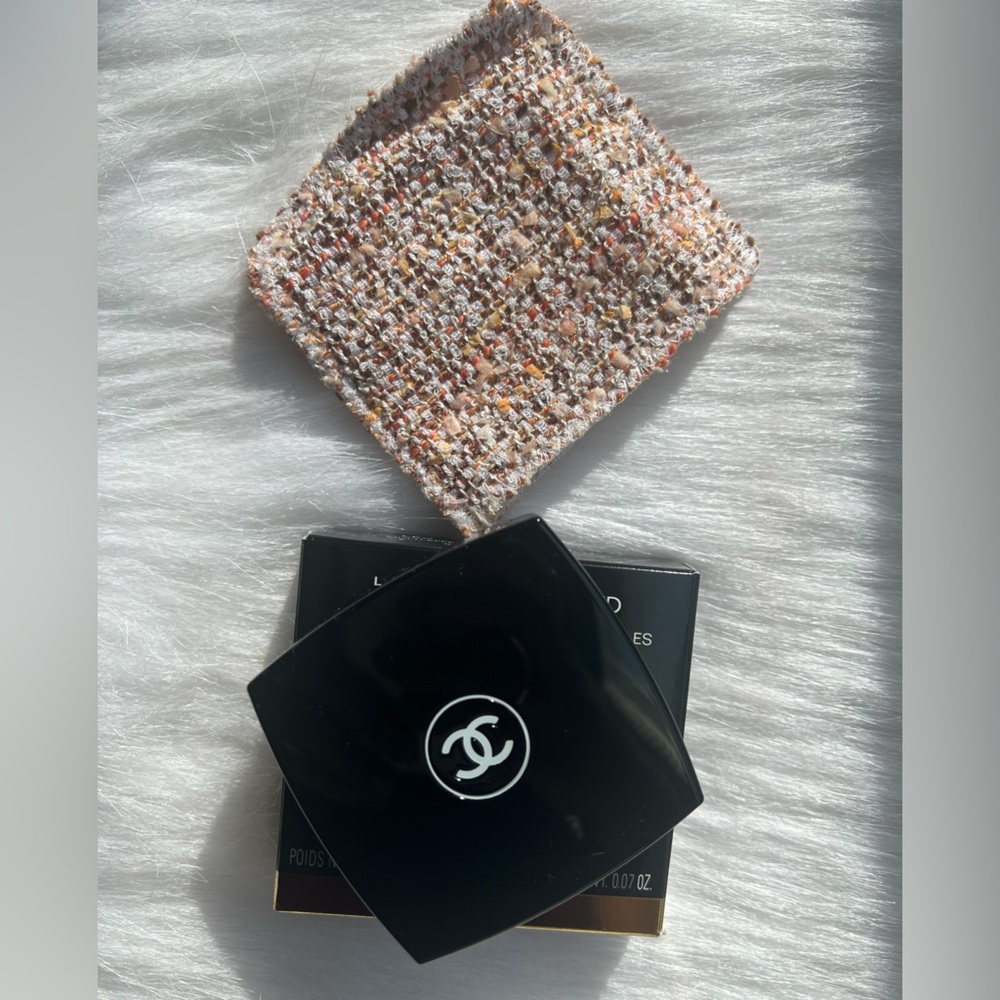 πCHANEL limited edition eyeshadow. - Picture 5 of 6